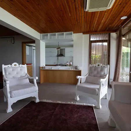 Kumburgaz Resting House